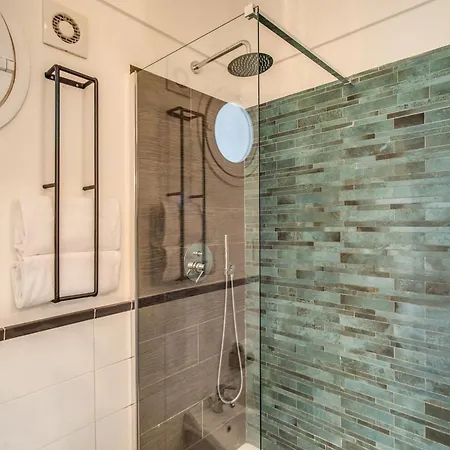 Ponente With Swimming Poolprivate Apartment *
