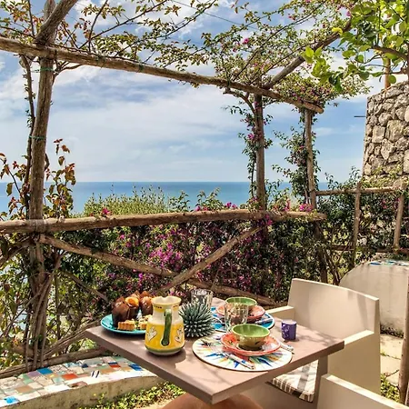 Ponente With Swimming Poolprivate Apartment